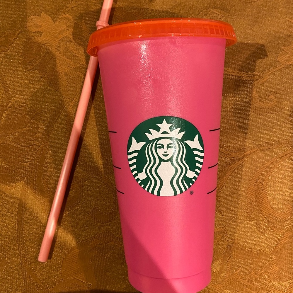 Starbucks colour changing cup
